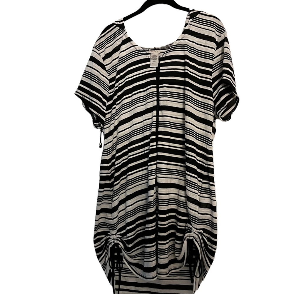 Dotti cover up